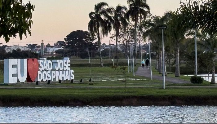 Foto: Roberto Dziura Jr/AEN Menor temperatura do ano e 15 estações com números negativos: terça-feira tem recordes de frio